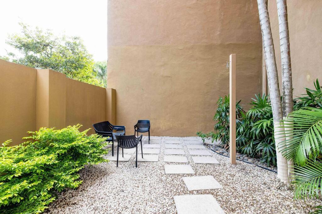 Playa Palapa~Steps From The Ocean! Apartment Tamarindo Exterior photo
