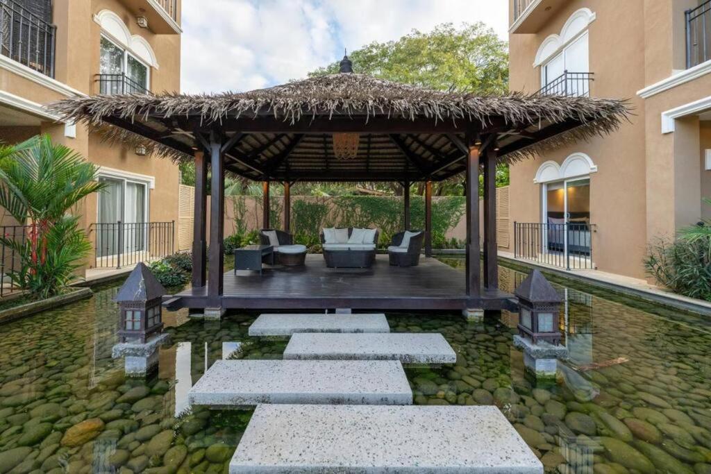 Playa Palapa~Steps From The Ocean! Apartment Tamarindo Exterior photo